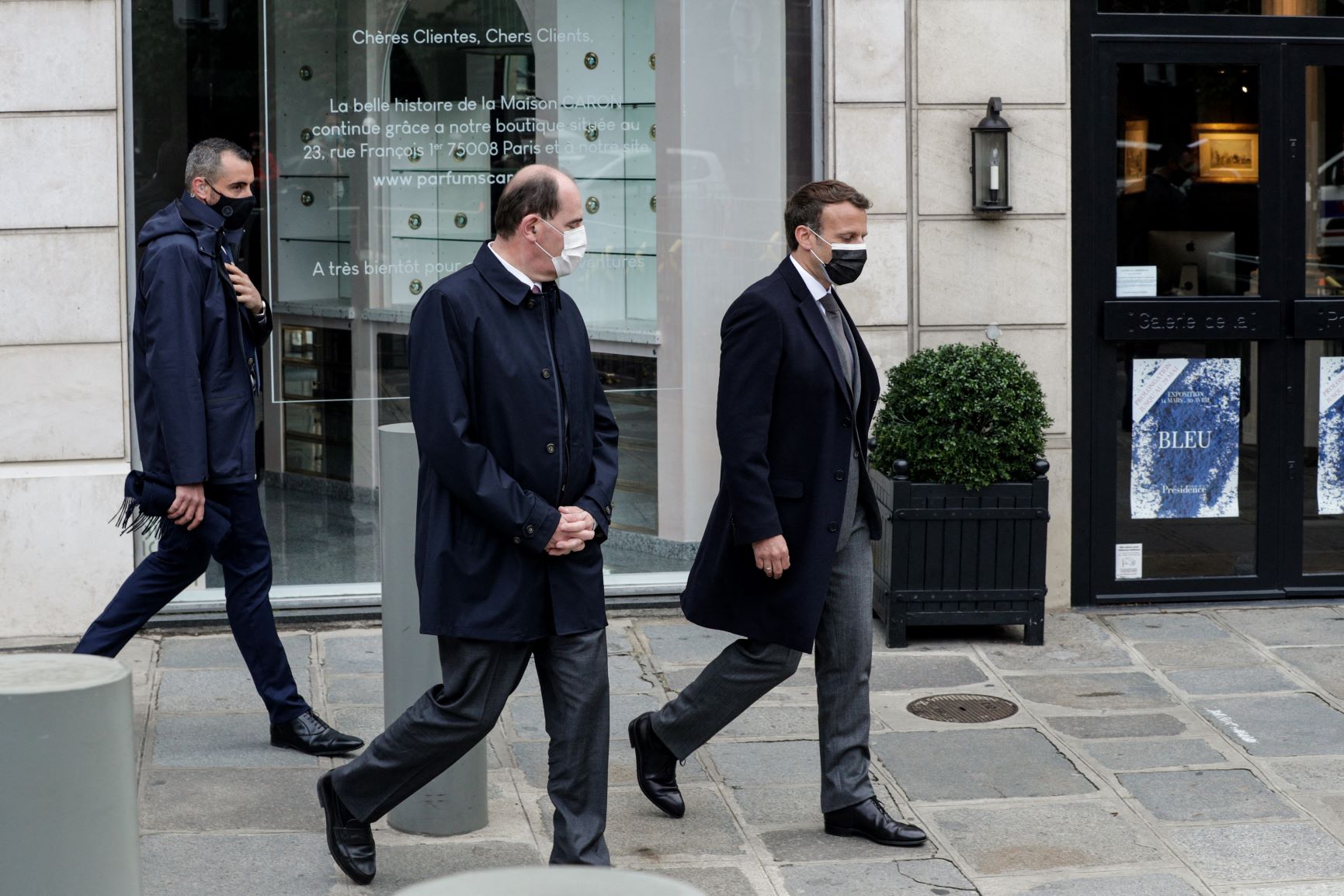 Regain de popularité pour Macron et Castex