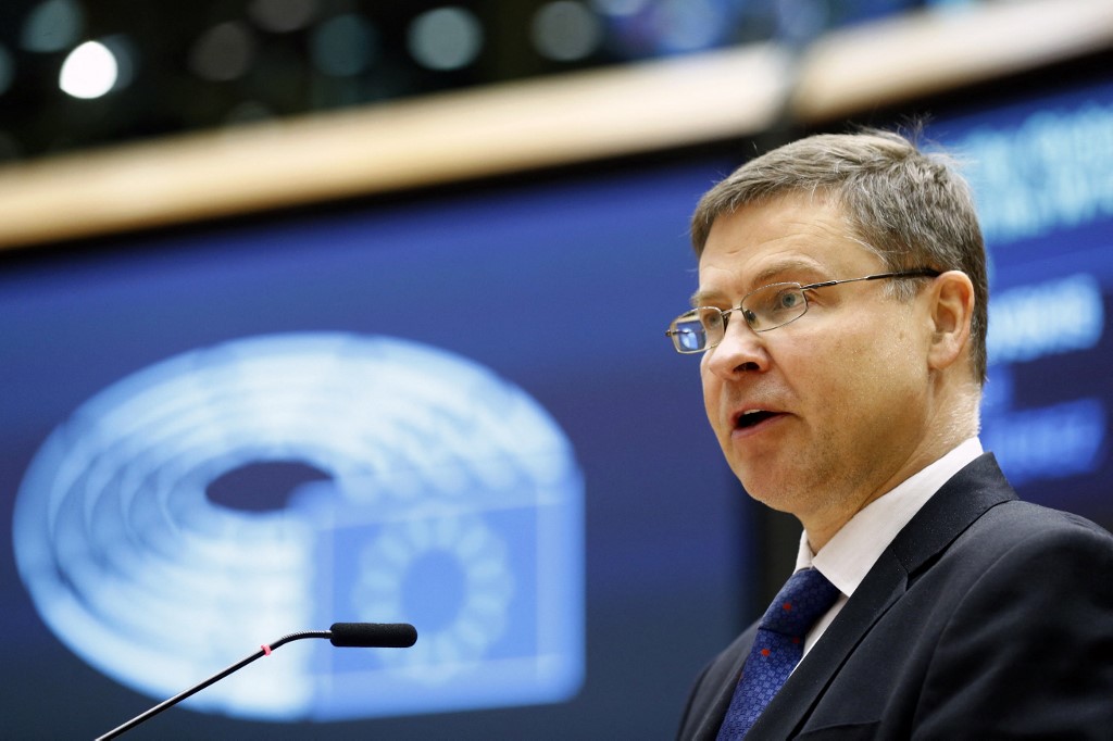 Vaccins: l'UE proposera à l'OMC une alternative à la levée des brevets
