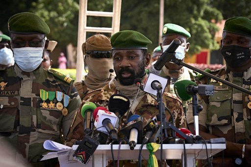 Mali: le président et le Premier ministre de transition libérés