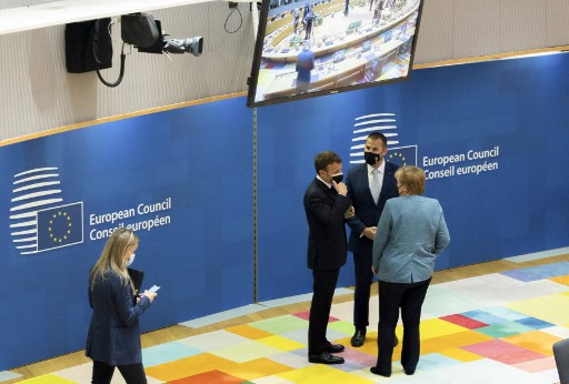 Macron estime que «la politique des sanctions» envers la Russie est arrivée à ses «limites»