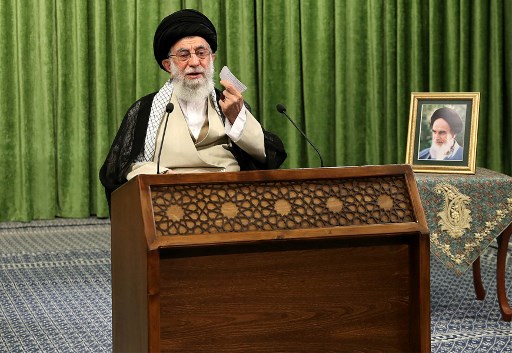 Présidentielle en Iran: Khamenei appelle à contrer les appels au boycott