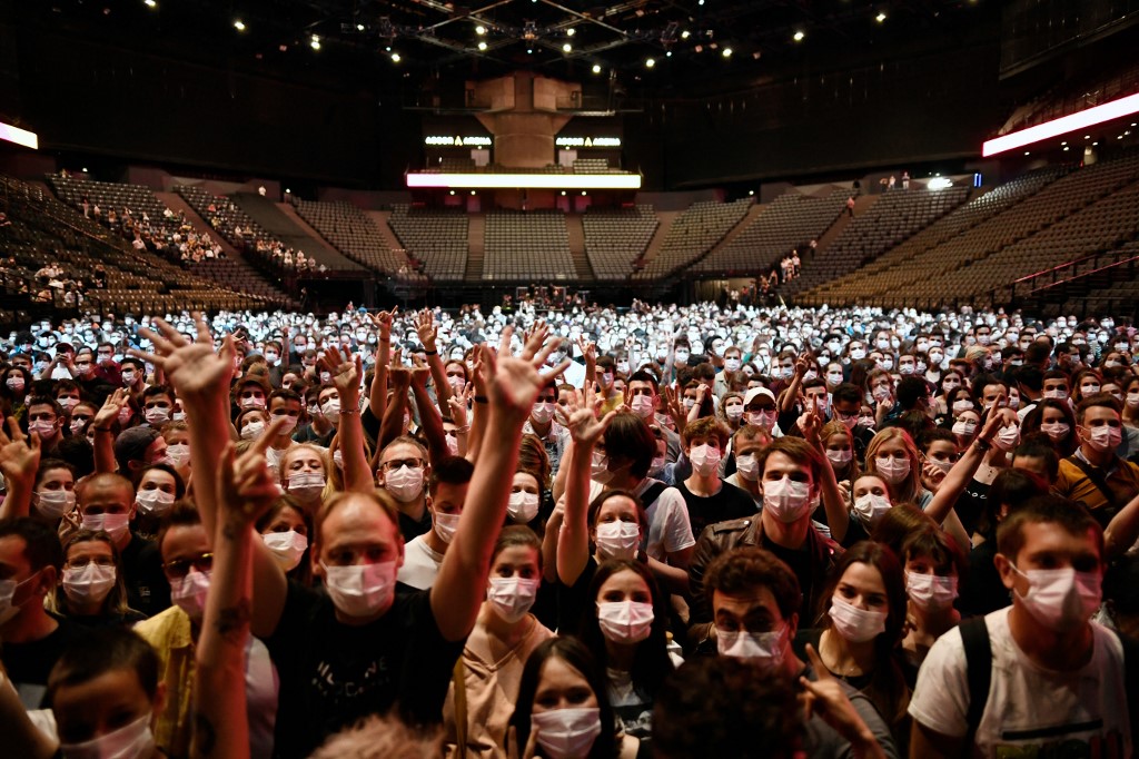 La foule de retour pour un concert test anti-Covid à Paris