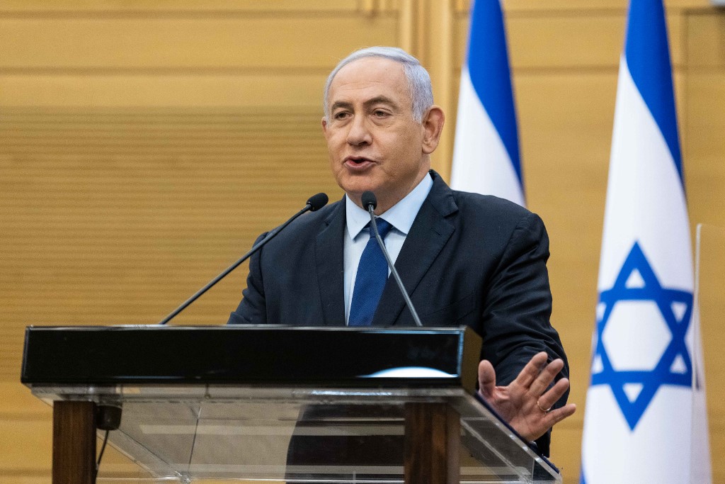 En Israël, la fin du règne de Netanyahou n'a jamais paru si proche