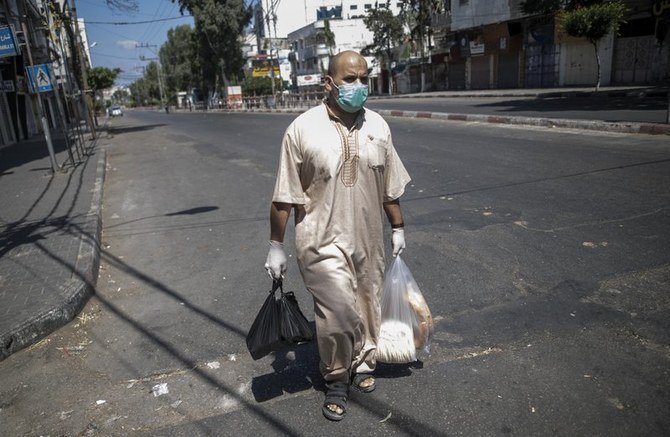 Les restaurants de Gaza luttent pour survivre pendant le Ramadan, au milieu des restrictions liées à la pandémie