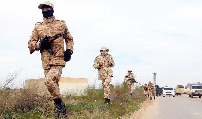 En Libye, des milices occupent brièvement le siège du gouvernement de Tripoli