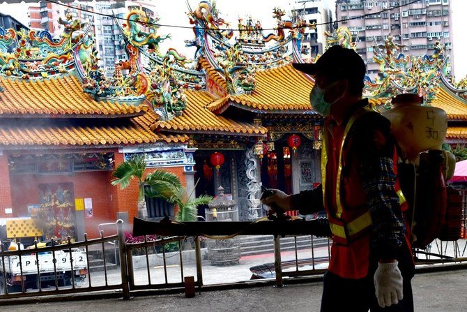 Taïwan décrète de nouvelles mesures face à un pic de Covid-19