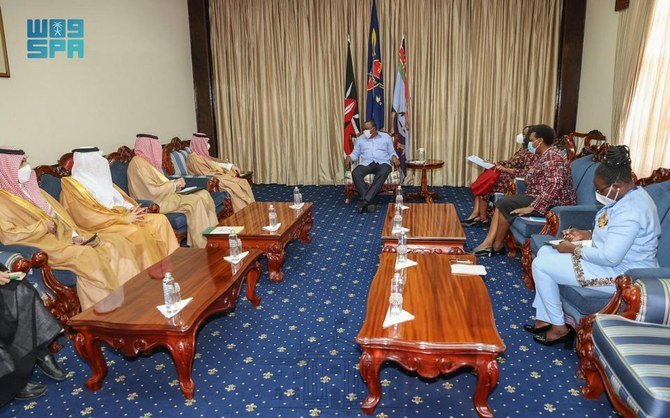 Le ministre saoudien des Affaires étrangères rencontre des responsables kenyans à Nairobi