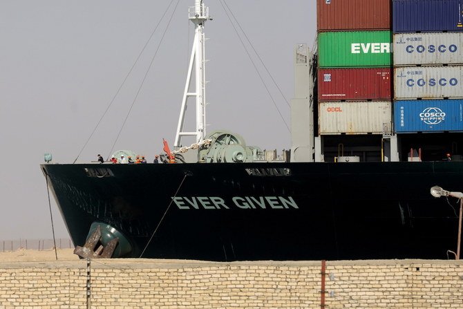 Un tribunal égyptien ajourne le procès du blocage par l’Ever Given du canal de Suez pour de nouvelles négociations sur les compensations