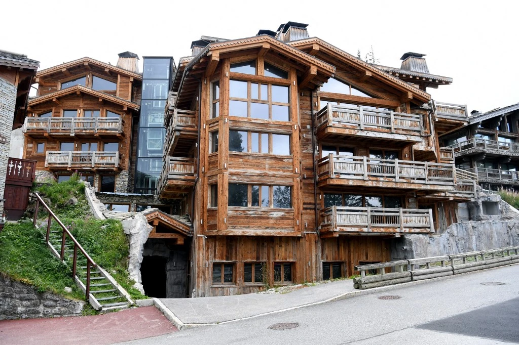 France: un chalet de luxe, à l'abandon à Courchevel, racheté 24 millions d'euros