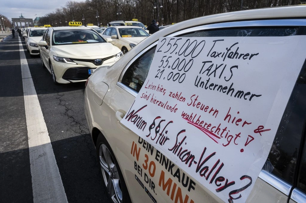 Si les «big tech» payaient leurs impôts, on pourrait vacciner la terre entière