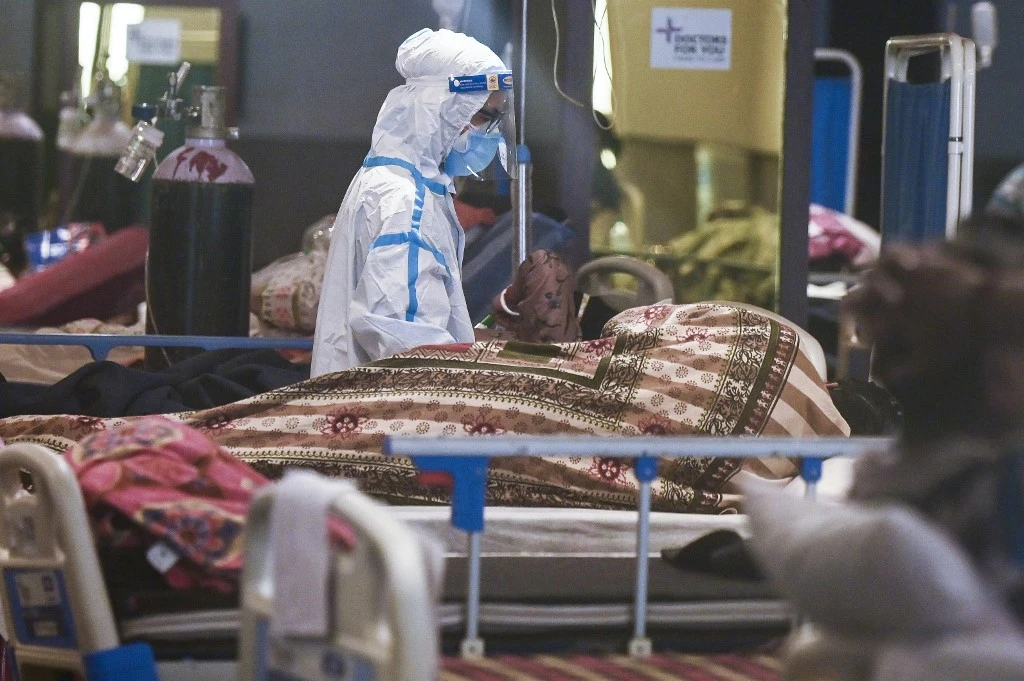 Inde: 16 patients Covid et 2 infirmières meurent dans un incendie à l'hôpital