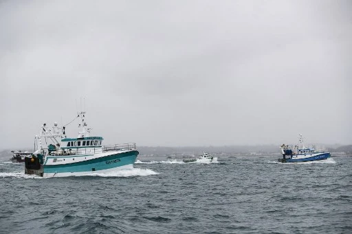 Jersey: Londres rappelle ses patrouilleurs après une démonstration de force des pêcheurs français