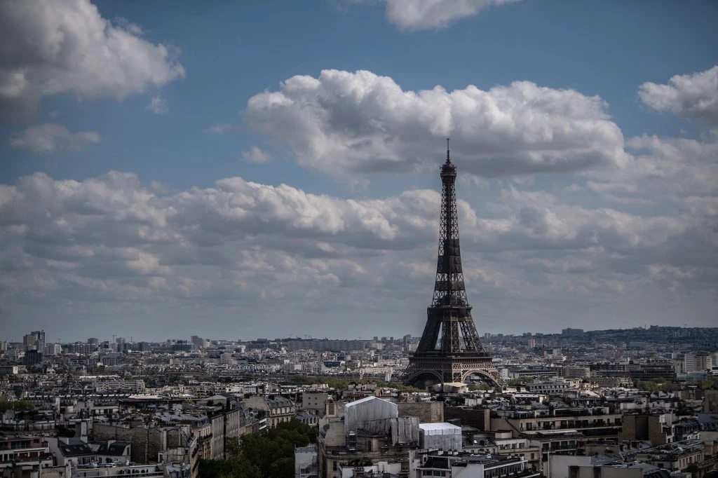 Réouverture mi-juillet et recapitalisation en vue pour la Tour Eiffel