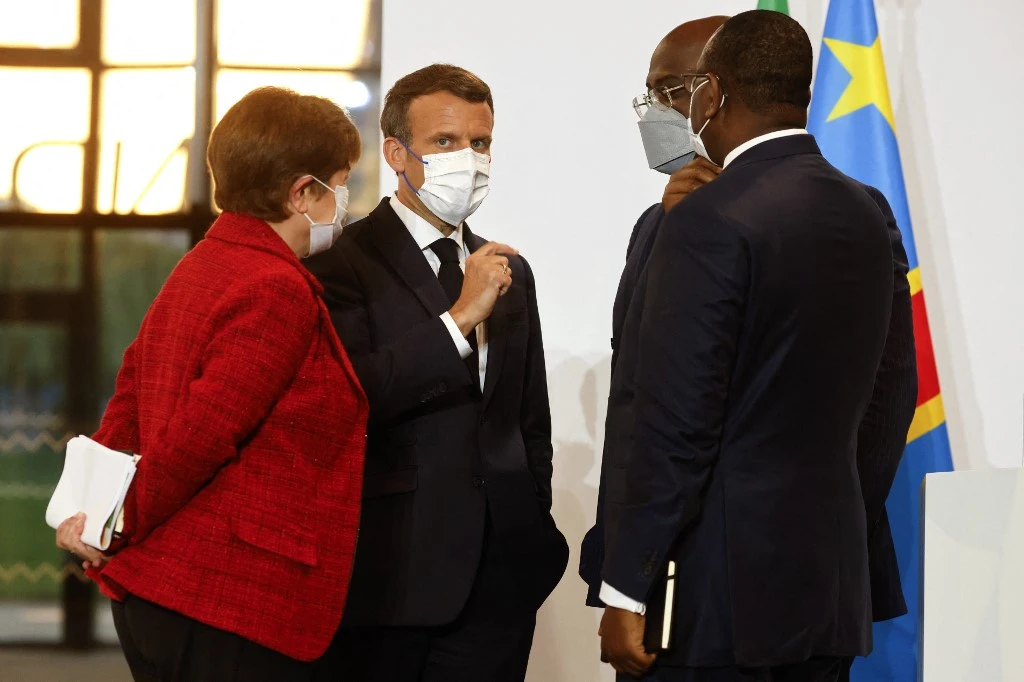 A Paris, des promesses sanitaires pour l'Afrique, mais pas d'engagement financier
