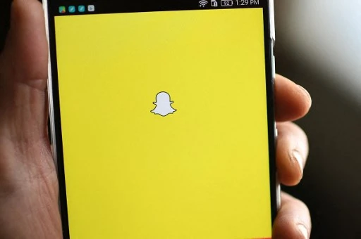 Snapchat atteint les 500 millions d'utilisateurs mensuels et s'offre de nouvelles lunettes