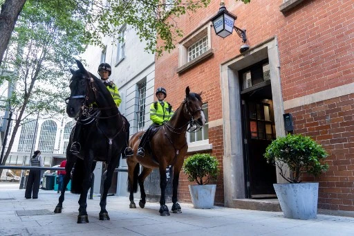 Le musée de la police de Londres ouvre ses cellules aux visiteurs