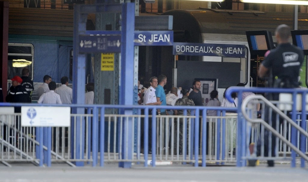 Mérignac: trois suspects présentés à la justice pour une «expédition punitive» à la voiture-bélier
