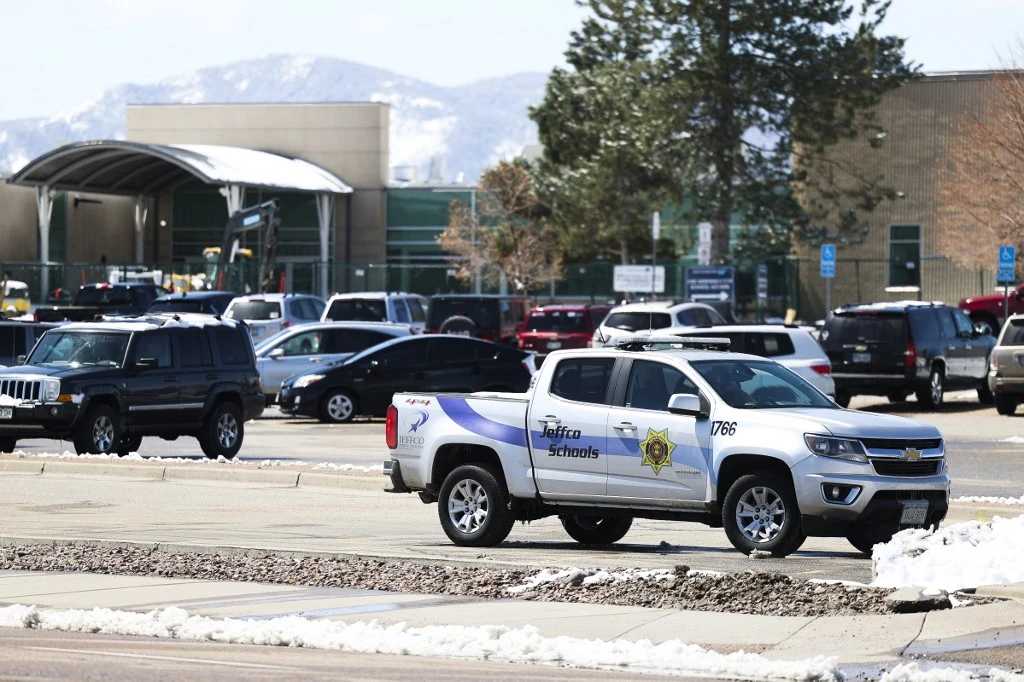 Sept morts dans des tirs sur une fête d'anniversaire aux Etats-Unis