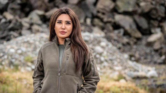 La première musulmane dans une émission britannique sur les SAS: entre fierté et conflit culturel