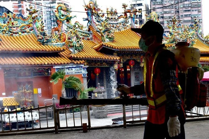 Taïwan décrète de nouvelles mesures face à un pic de Covid-19