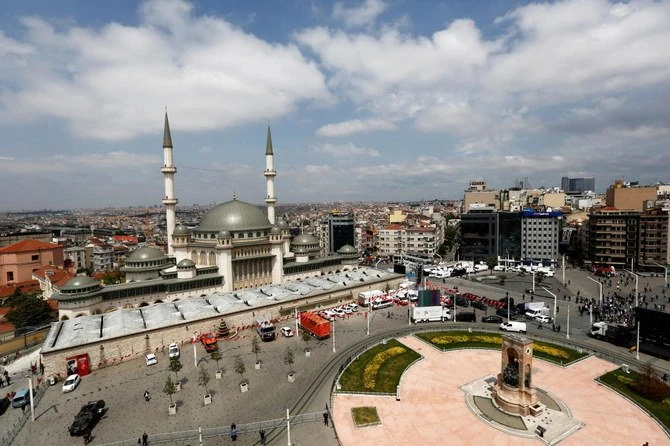 Erdogan inaugure une mosquée sur la principale place d'Istanbul