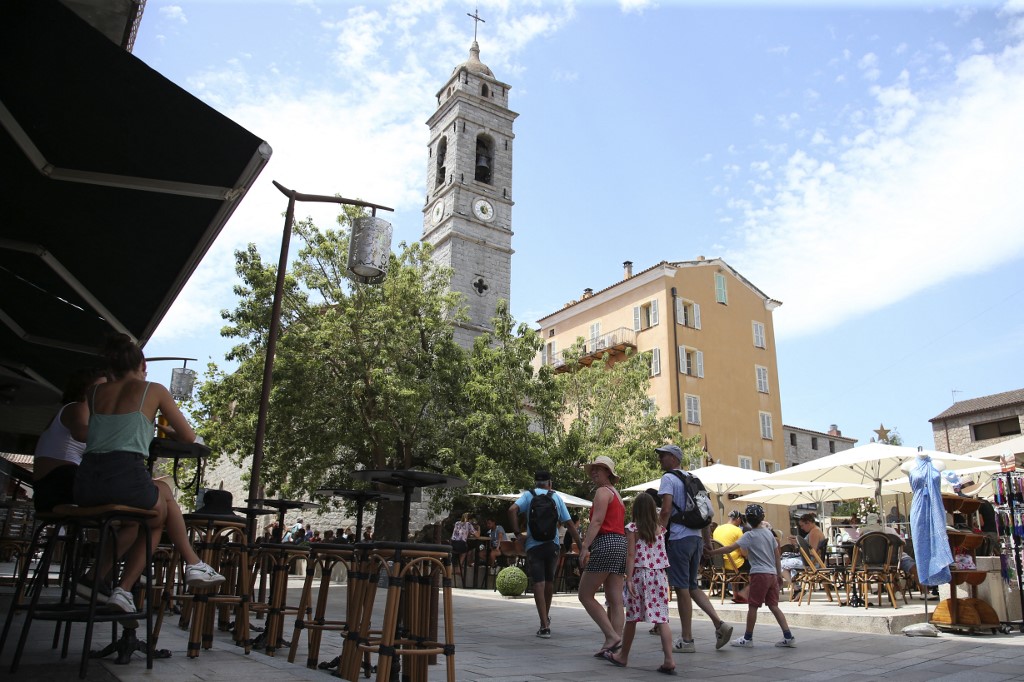 En Corse, des incendies, a priori criminels, touchent des bars-restaurants