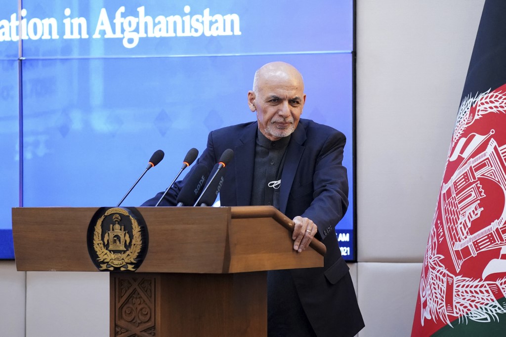 Afghanistan: le président remplace ses ministres sécuritaires face à la progression des talibans