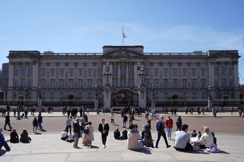 Le palais de Buckingham a cantonné les minorités à des postes subalternes, selon The Guardian