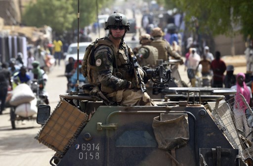 La France suspend ses opérations militaires conjointes avec l'armée malienne