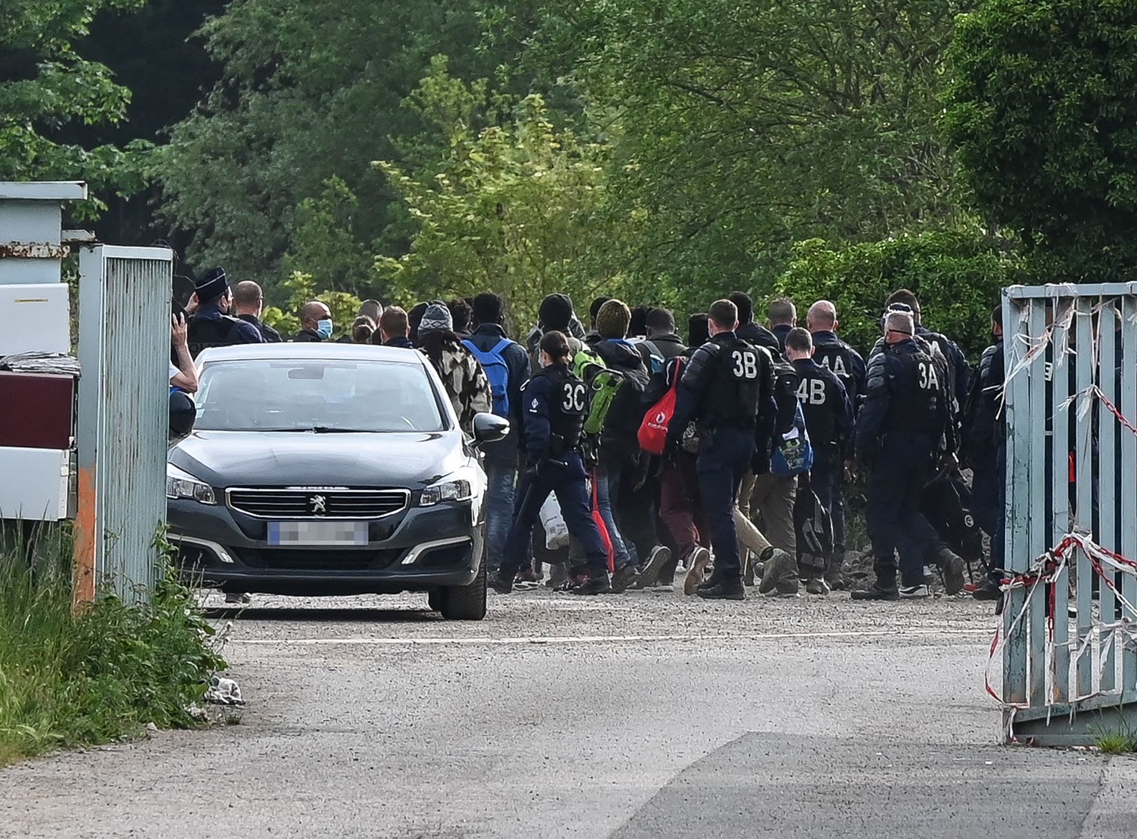 Un camp abritant 500 migrants démantelé à Calais