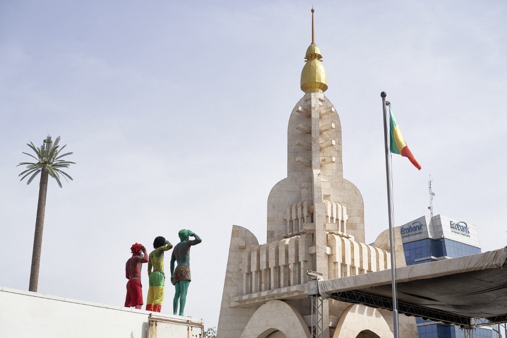 Le cas malien : impasses du modèle des transitions démocratiques en Afrique