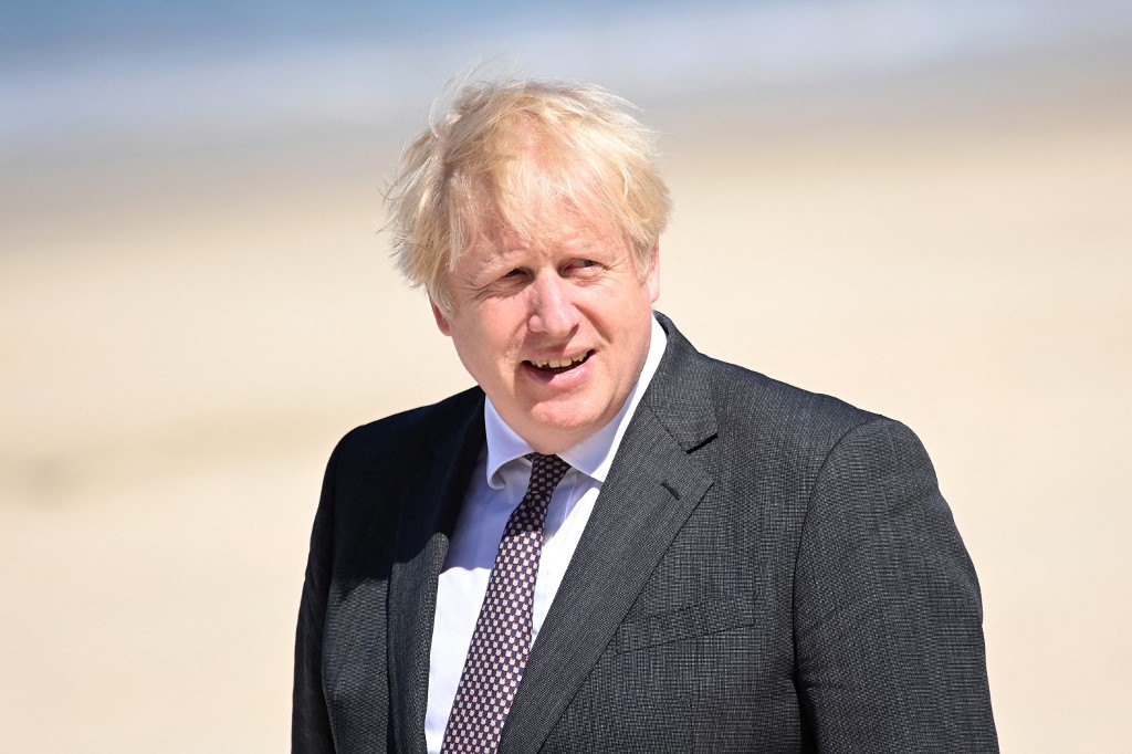 Brexit: face aux remontrances des Européens, Londres répond par la menace