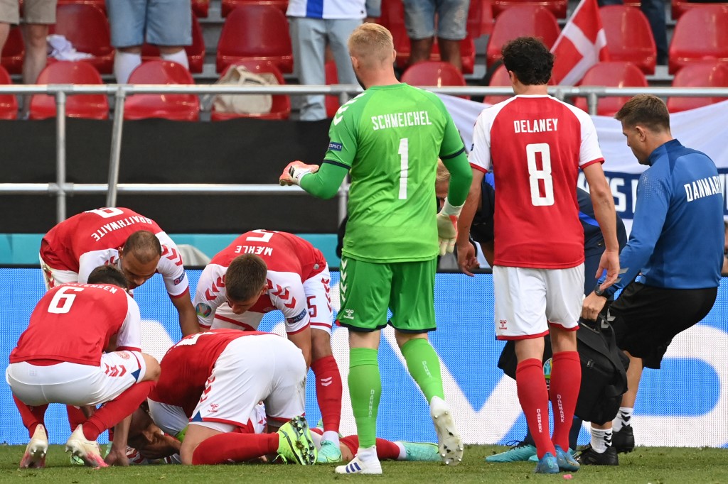 Euro: fallait-il diffuser les images du malaise de Christian Eriksen ?