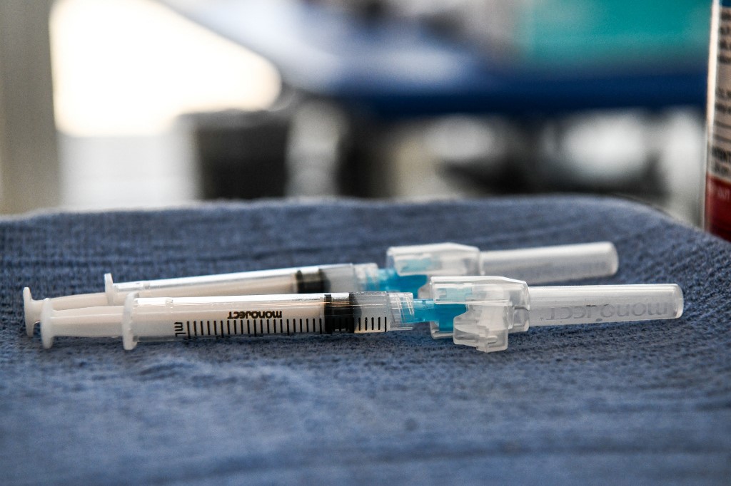 Covid-19 - Vaccins et variant Delta: on commence à y voir plus clair