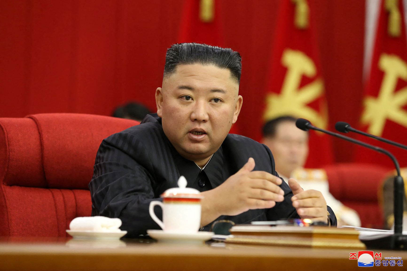La Corée du Nord doit se préparer «au dialogue et à la confrontation» avec les USA, selon Kim