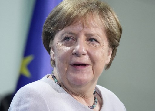 La chancelière allemande Angela Merkel s'adresse aux médias lors d'une conférence de presse conjointe avec le président de la Commission européenne à l'issue d'une réunion à Berlin, en Allemagne, le 22 juin 2021 (Photo, AFP)