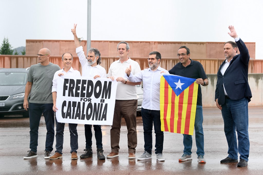 Espagne: graciés, les indépendantistes catalans sortent de prison