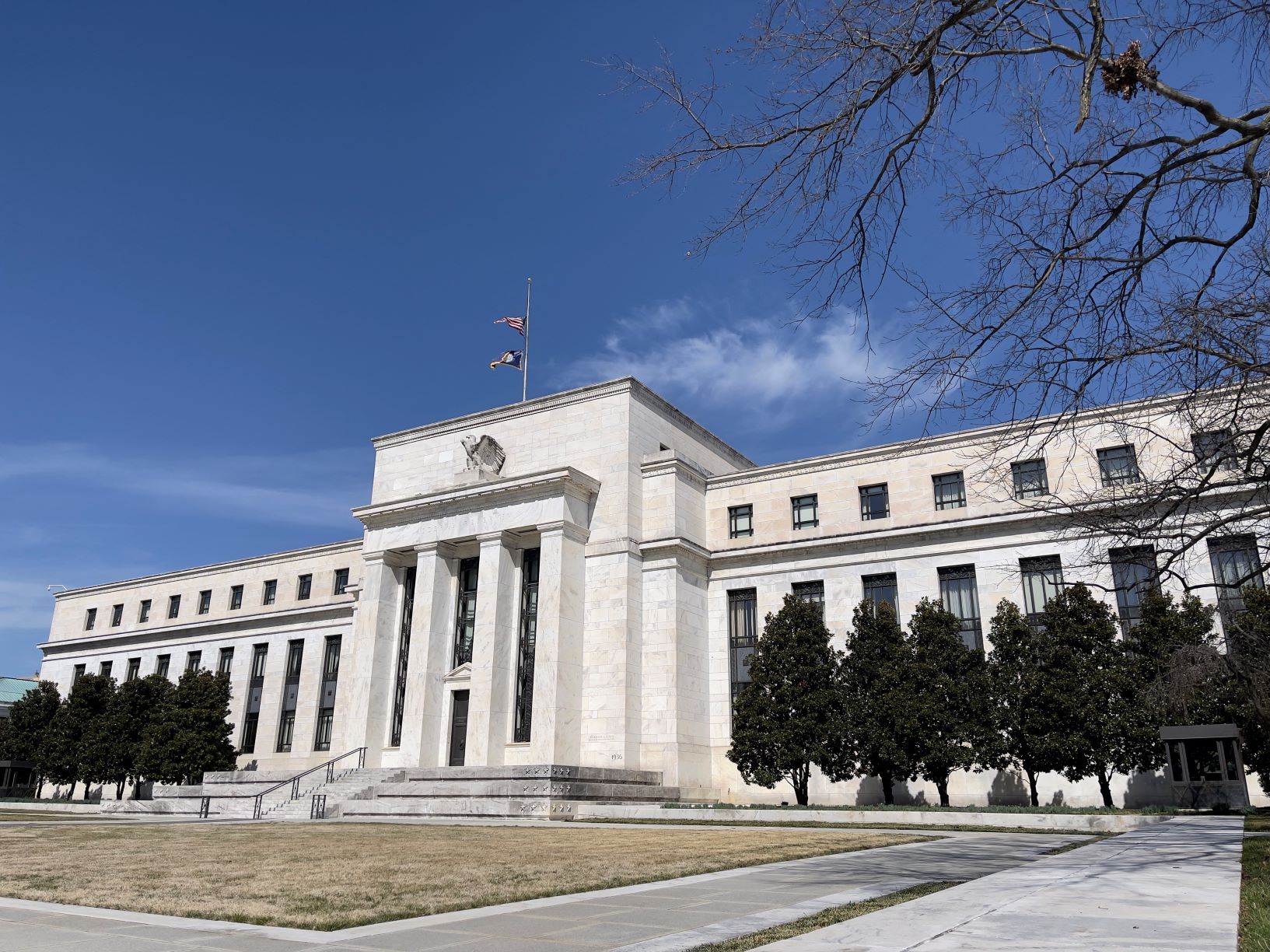 Tests de résistance réussis pour les grandes banques US, la Fed lève ses restrictions