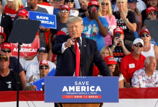 Devant des milliers de partisans, Trump lance la bataille pour les élections de mi-mandat