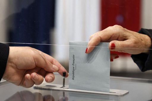 Régionales: rebelote pour l'abstention, toujours au plus haut