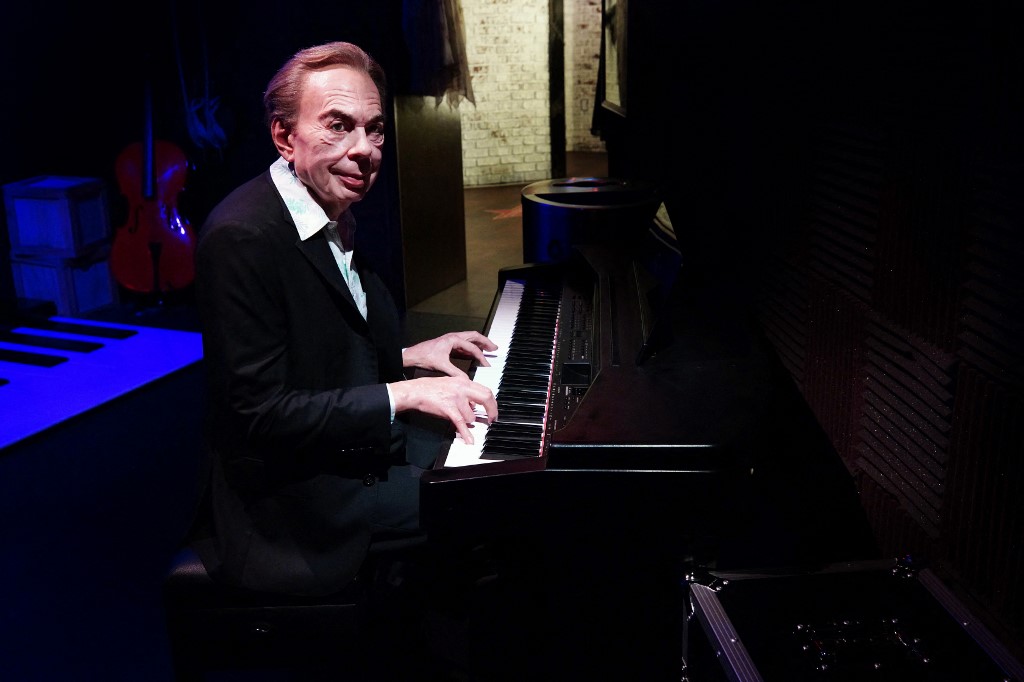 Un célèbre compositeur britannique prêt à défier les consignes gouvernementales
