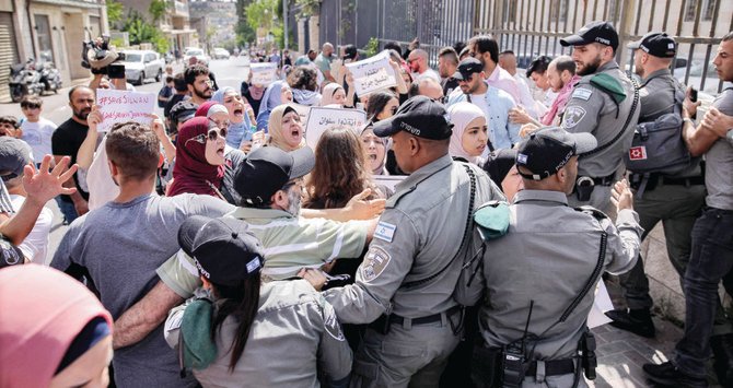 Des soldats israéliens déguisés en Arabes tuent deux agents de sécurité palestiniens et un combattant