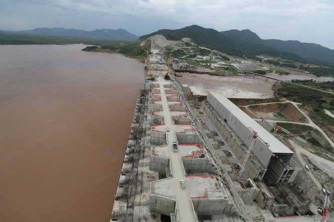 Le barrage éthiopien Grand Renaissance lors des travaux de construction sur le Nil à Guba Woreda, en Éthiopie, en 2019 (Reuters)