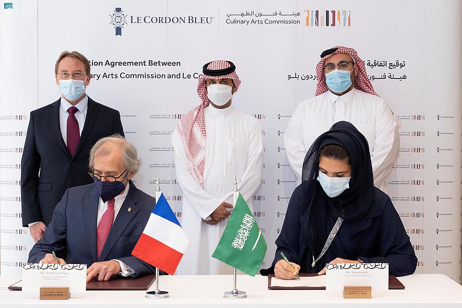 Protocole d'accord entre la Commission saoudienne pour les arts culinaires et Le Cordon Bleu