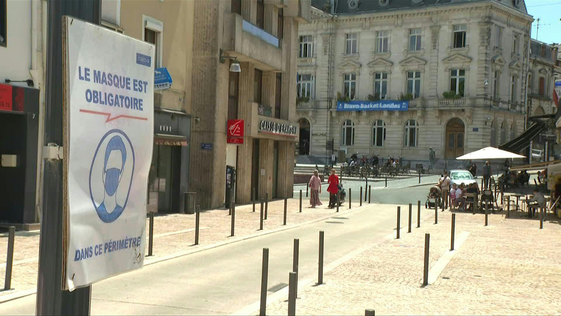 A Mont-de-Marsan, dans les Landes, les habitants ne semblent pas trop inquiets de la présence encore inexpliquée du variant Delta, mais les autorités appellent à la vigilance (Photo, AFP)