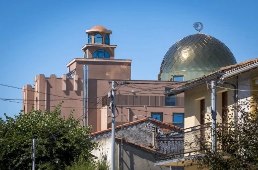 Antisémitisme: six mois avec sursis requis contre un imam de Toulouse