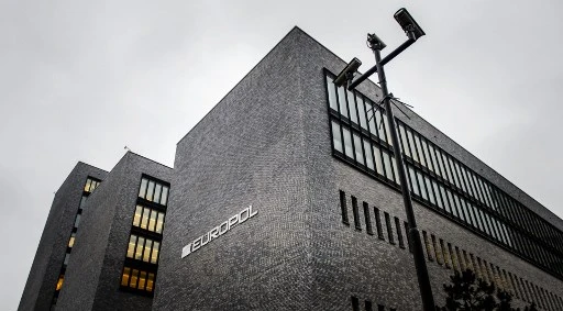 La pandémie exploitée par des extrémistes à des fins de propagande, accuse Europol