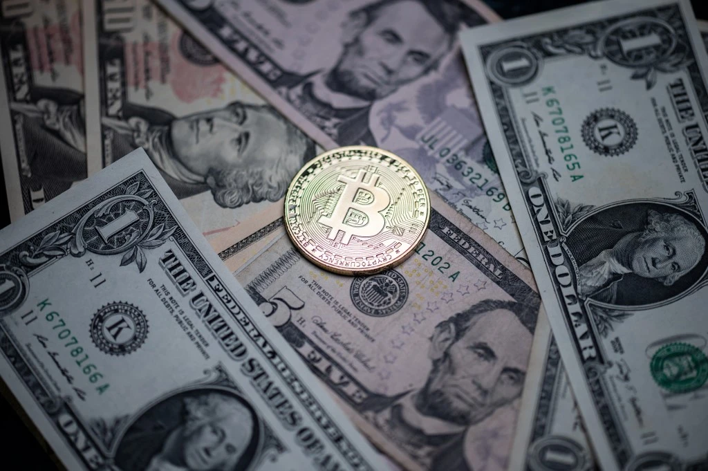 Le bitcoin, un outil prisé mais risqué pour les criminels