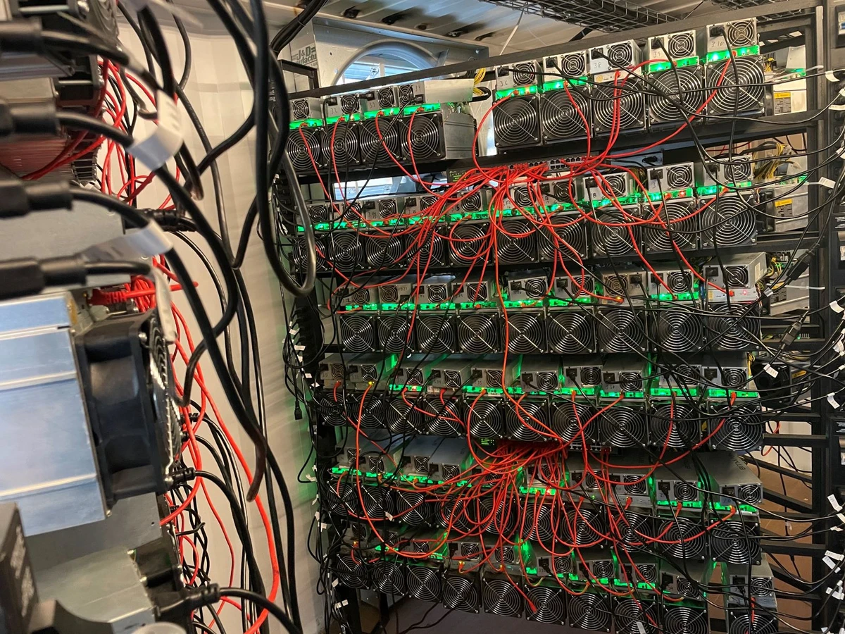 Cryptomonnaies: les «mineurs» contraints de fuir la Chine