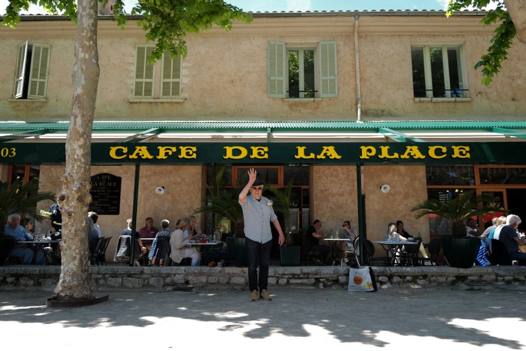 Covid: salles de sport, casinos et thalassos, phase 2 des réouvertures mercredi